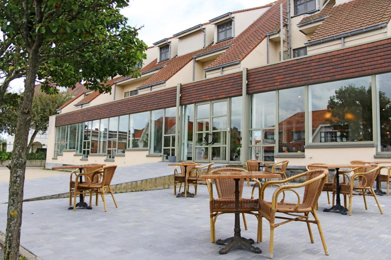 Hotel Les Dunes De Haan Exterior photo